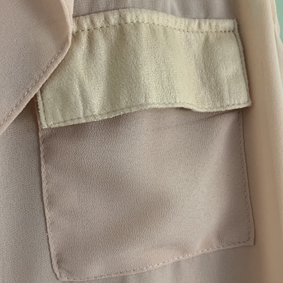 Peach sleeveless blouse - Picture 4 of 5